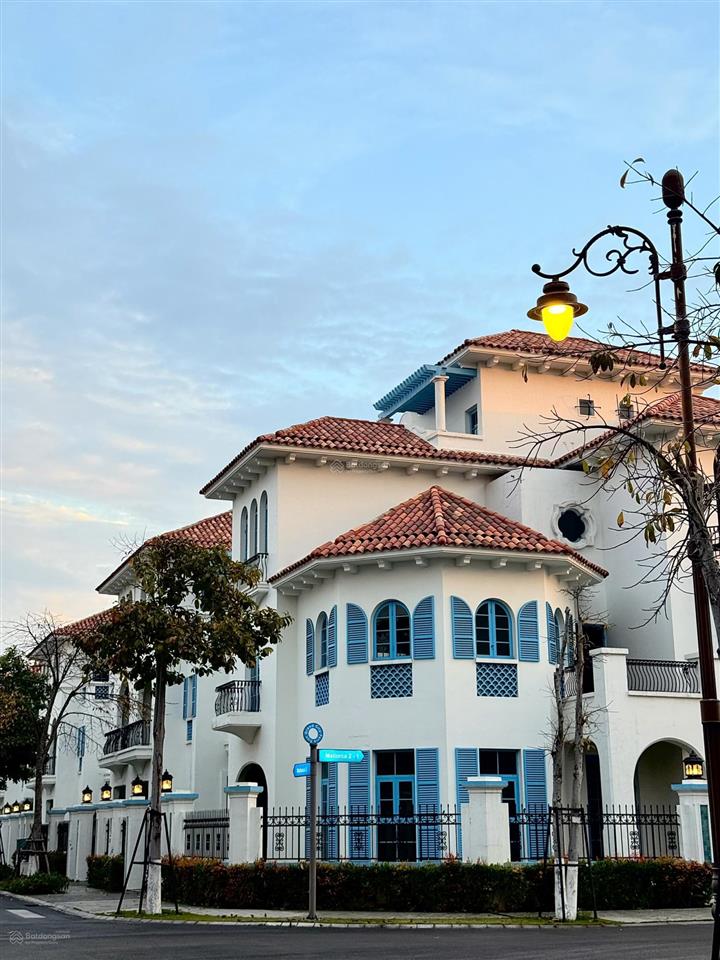 Biệt thự ven biển sun feria trung tâm bãi cháy, hạ long