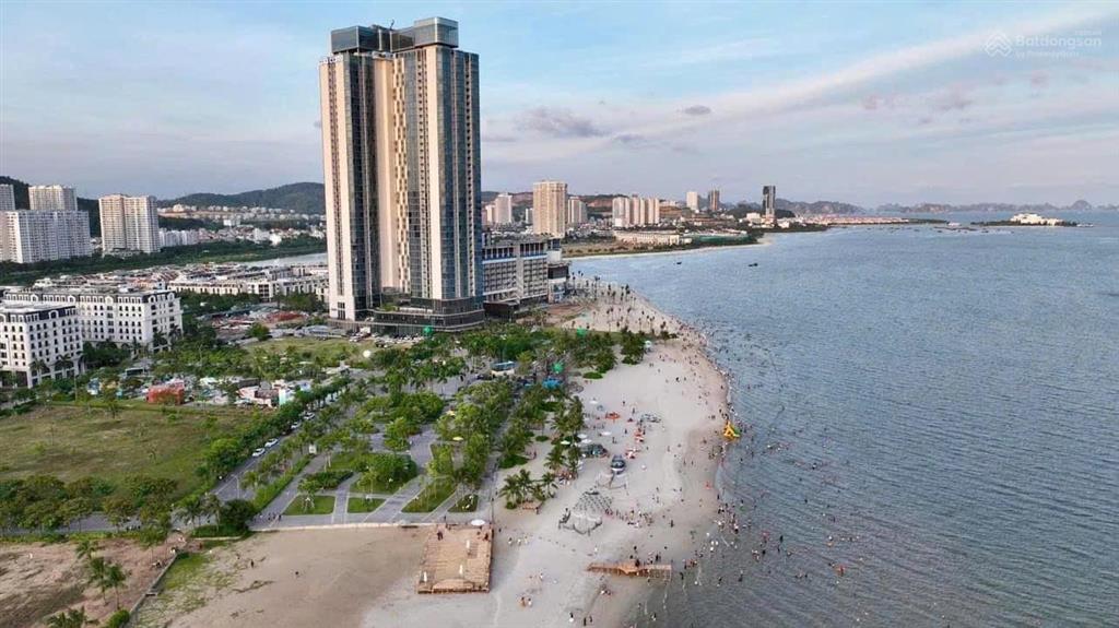 Gãy dòng tiền cần bán gấp căn harborbay full nội thất có bể bơi riêng cách bãi tắm vài bước chân