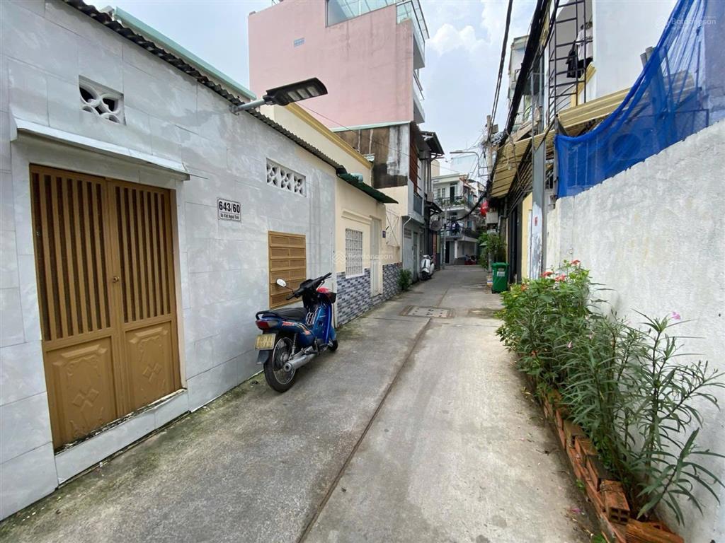 Bán nhà 2 mặt hẻm xe hơi 643/60 xvnt, bình thạnh, tphcm, 17tỷ. chính chủ trực tiếp bán.