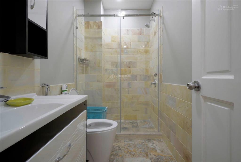 Chính chủ cần bán gấp cc hoa sen q11, 2pn 2wc, 60m2, (nữ giảm 20tr)