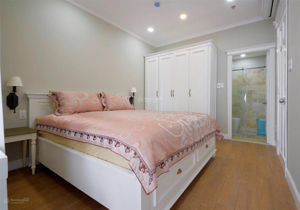 Chính chủ cần bán gấp cc hoa sen q11, 2pn 2wc, 60m2, (nữ giảm 20tr)