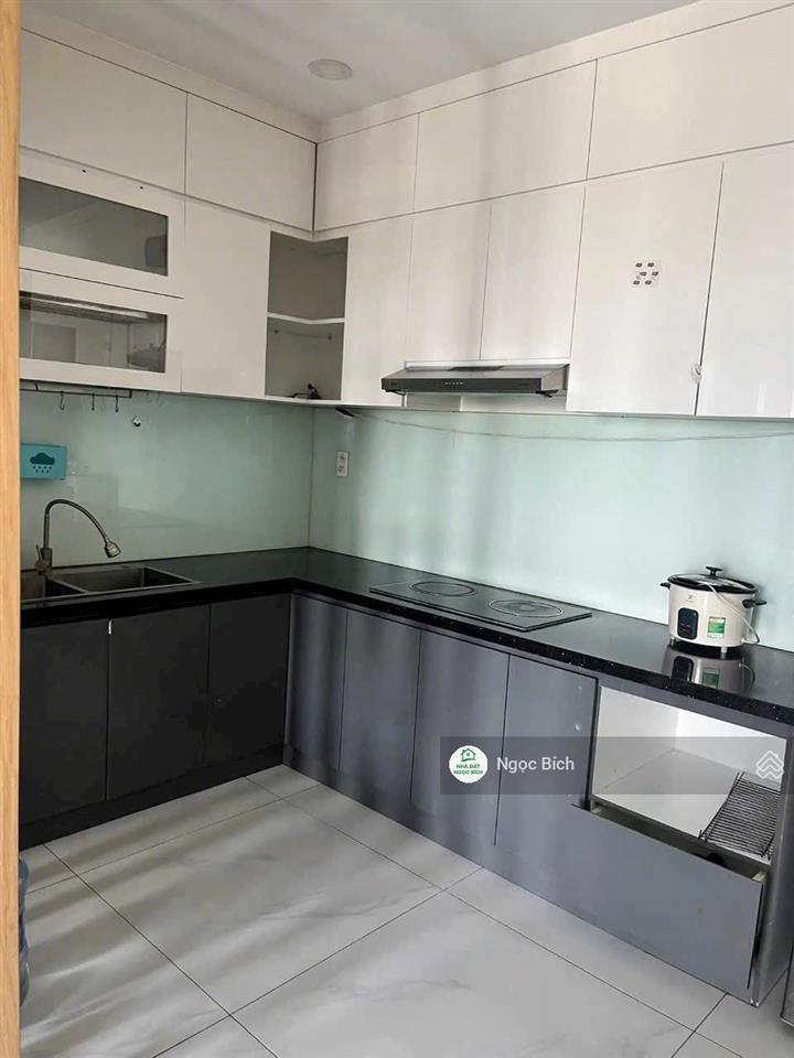 Bán nhanh cc era town quận 7, 75m2, giá 1ty750