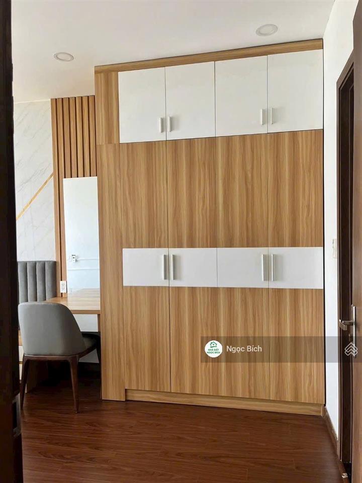 Bán nhanh cc era town quận 7, 75m2, giá 1ty750