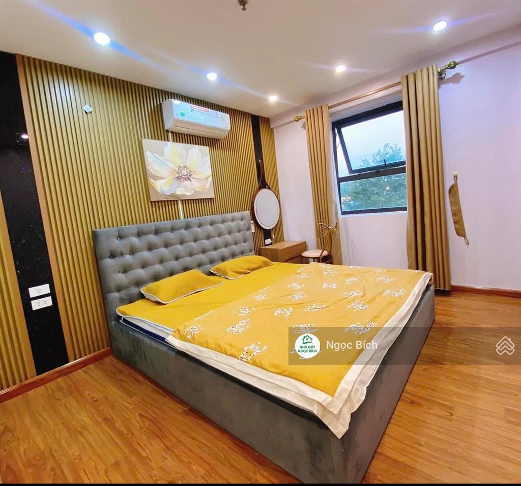 Sổ sẵn cc sao mai quận 5, 80m2 giá 1y860