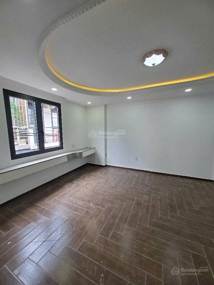 Bán nhà hẻm phạm văn bạch, phường tân sơn  3 tầng  gần nhà ga t3 tân sơn nhất  giá nhỉnh 6 tỷ