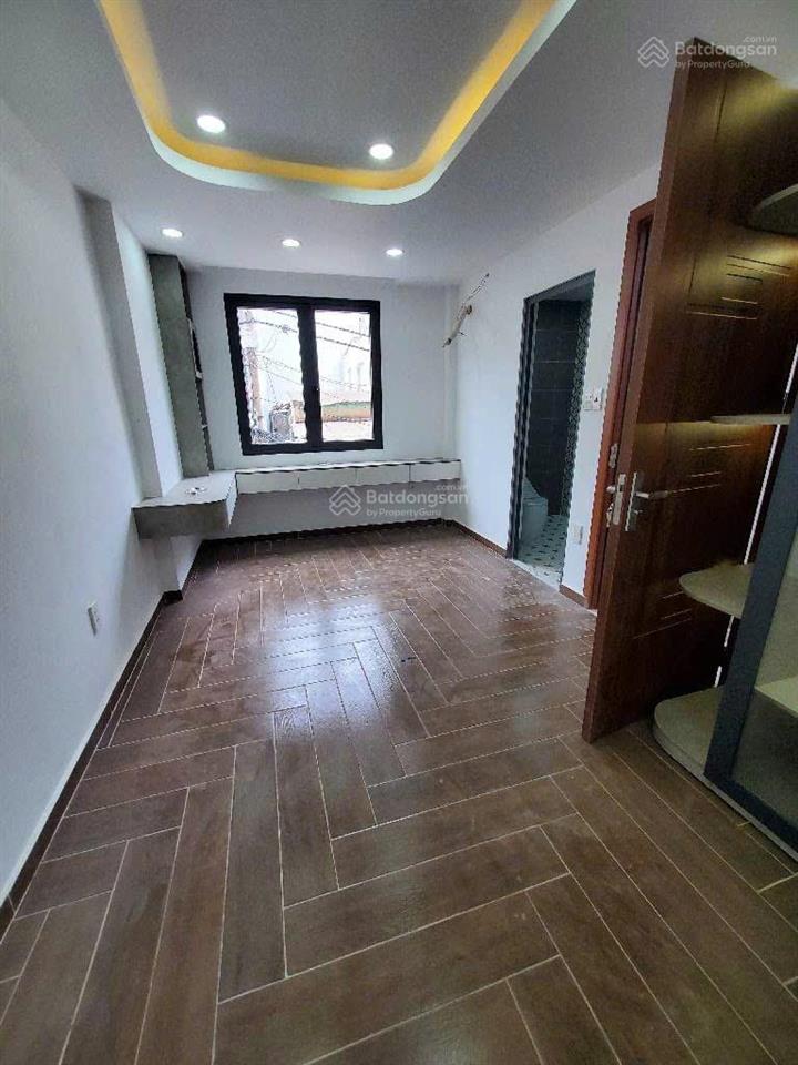 Bán nhà hẻm phạm văn bạch, phường tân sơn  3 tầng  gần nhà ga t3 tân sơn nhất  giá nhỉnh 6 tỷ