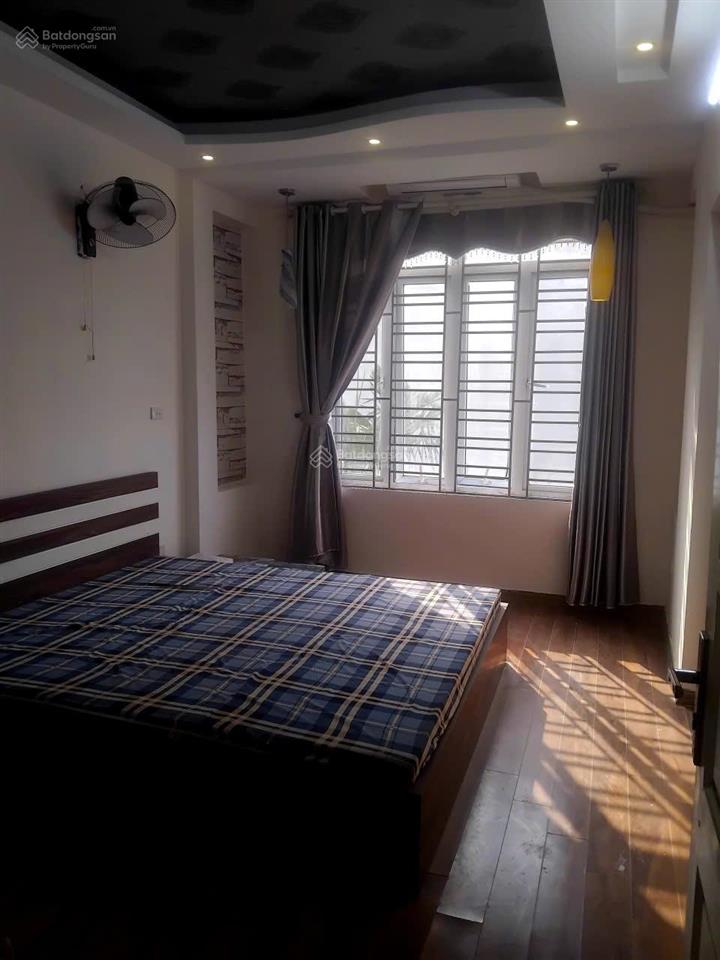 Nhà lĩnh nam hoàng mai, ôtô đỗ cửa, dt sổ 36m2 dt sử dụng 39m2x4,5t, kế trường cấp 12, cạnh metro4