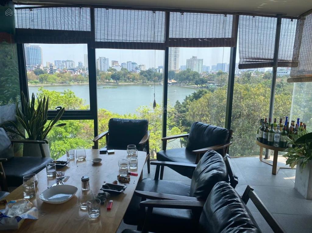 Một siêu phẩm mặt phố  lô góc  view công viên và hồ 7 mẫu  7 tầng, thang máy