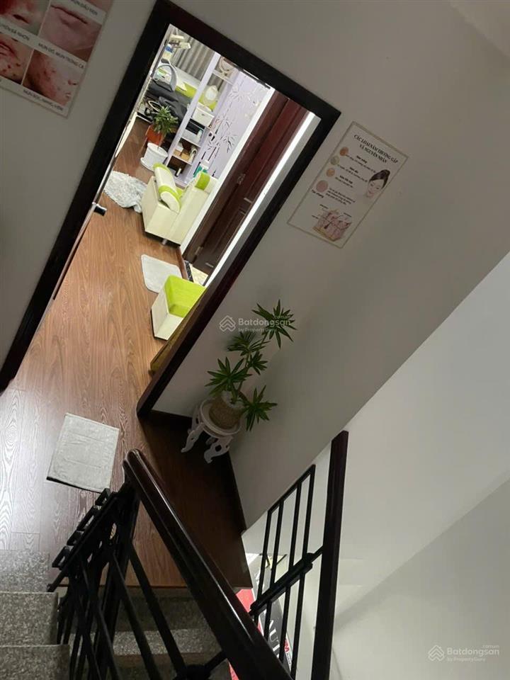 Chính chủ bán (miễn mg/qc), nhà mặt tiền đối diện pickleball, dòng tiền sẵn, thích hợp kinh doanh.