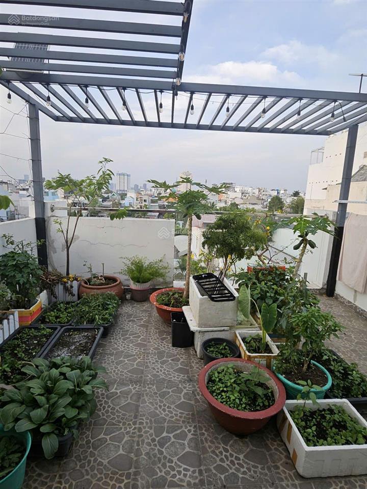 Chính chủ bán (miễn mg/qc), nhà mặt tiền đối diện pickleball, dòng tiền sẵn, thích hợp kinh doanh.