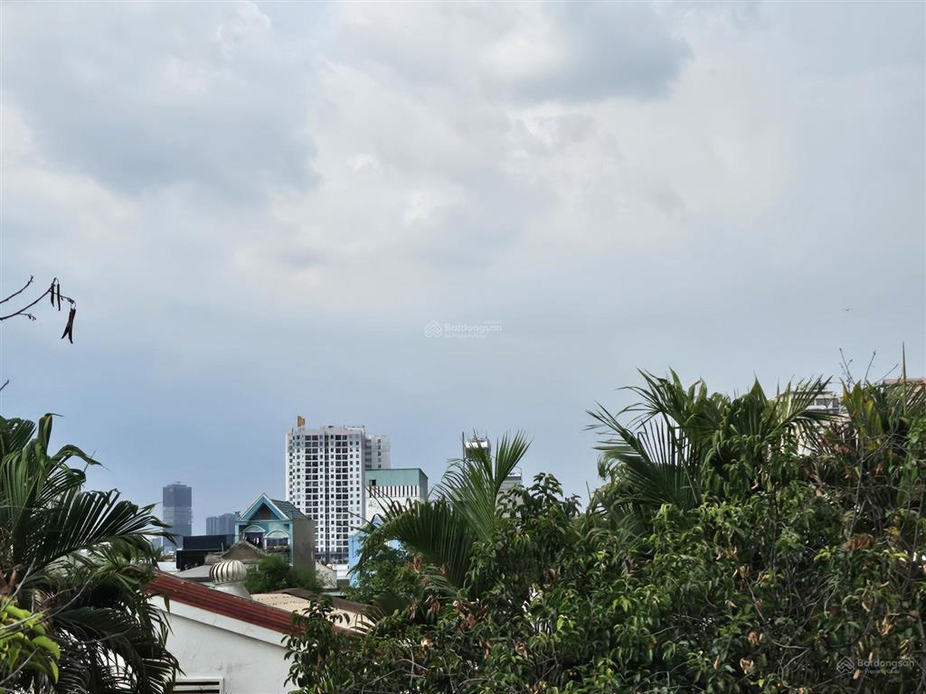 Chính chủ bán (miễn mg/qc), nhà mặt tiền đối diện pickleball, dòng tiền sẵn, thích hợp kinh doanh.