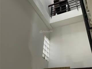 Chính chủ bán (miễn mg/qc), nhà mặt tiền đối diện pickleball, dòng tiền sẵn, thích hợp kinh doanh.