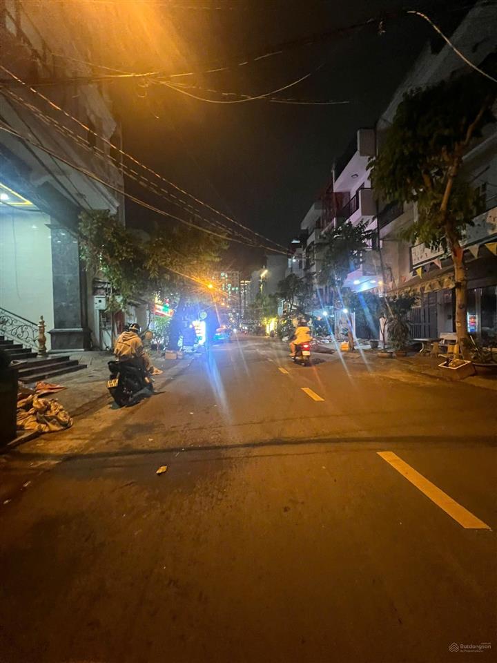 Bán nhà mặt tiền đường tân mỹ, phường tân thuận, 4,8x19m, hiện đang cho thuê 12 triệu/tháng