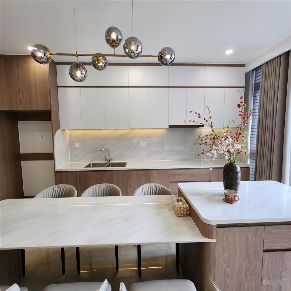 Bán nhà mặt phố khu cư xá ngân hàng
