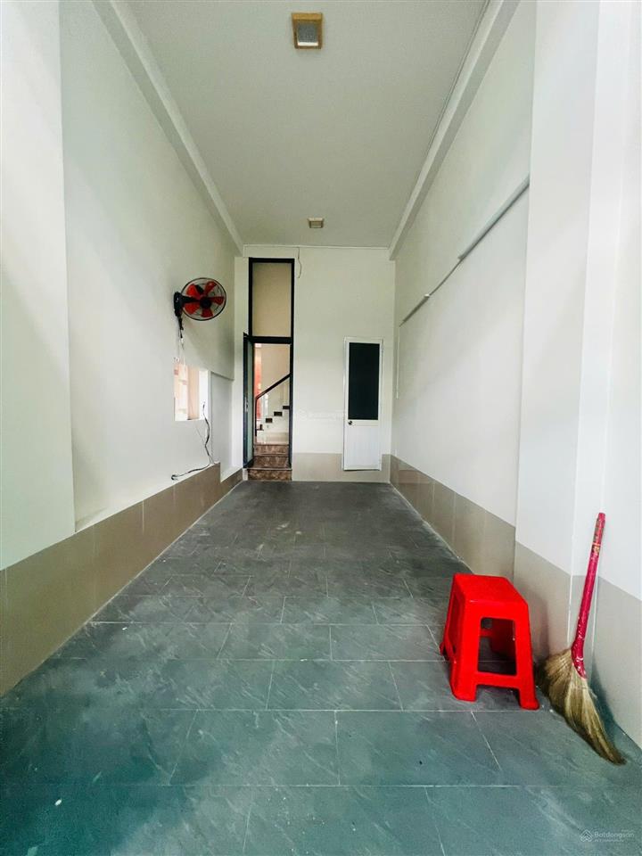Nhà mặt tiền đường số 19, phường tân hưng, quận 7, tp. hcm, diện tích 7x18, đường rộng 14m