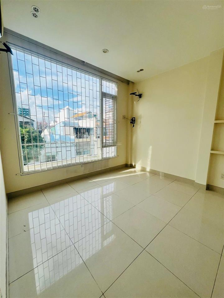 Nhà mặt tiền đường số 19, phường tân hưng, quận 7, tp. hcm, diện tích 7x18, đường rộng 14m