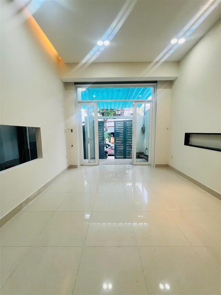 Nhà mặt tiền đường số 19, phường tân hưng, quận 7, tp. hcm, diện tích 7x18, đường rộng 14m