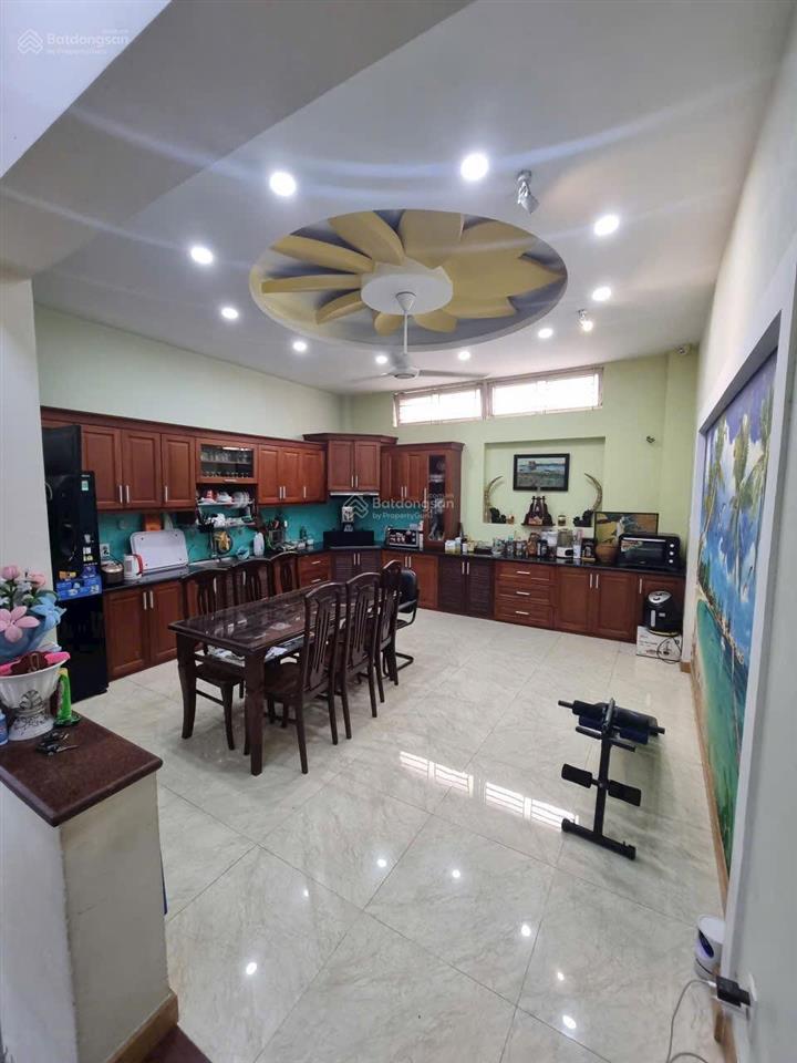 Nhà đẹp đừơng yên thế, 5x21  4 tầng  không lỗi phong thủy, hạ giá chốt nhanh.