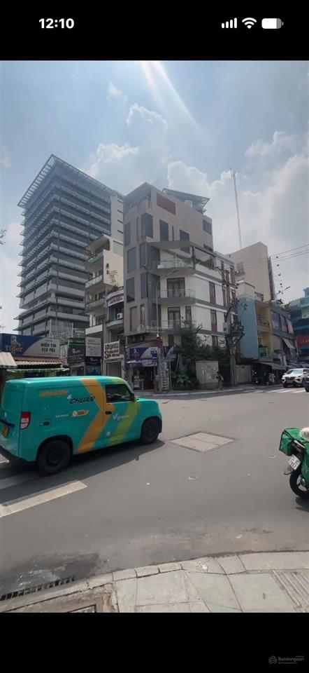 Bán nhà mặt tiền nguyễn trọng tuyển, phú nhuận, 6 lầu  thang máy, hđt 50 triệu/tháng, giá 17,5 tỷ.