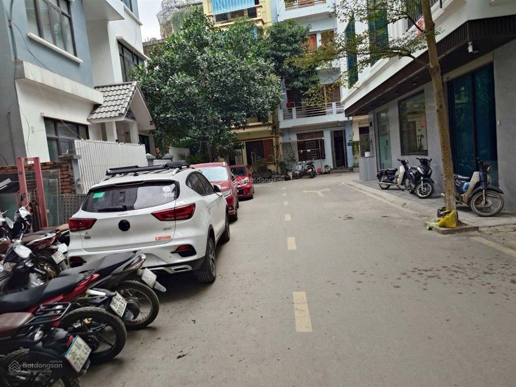 Giảm chào 1,4 tỷ, chính chủ bán nhà phân lô liền kề mỗ lao, ô tô, an sinh tốt, 50m2 giá 18,3 tỷ