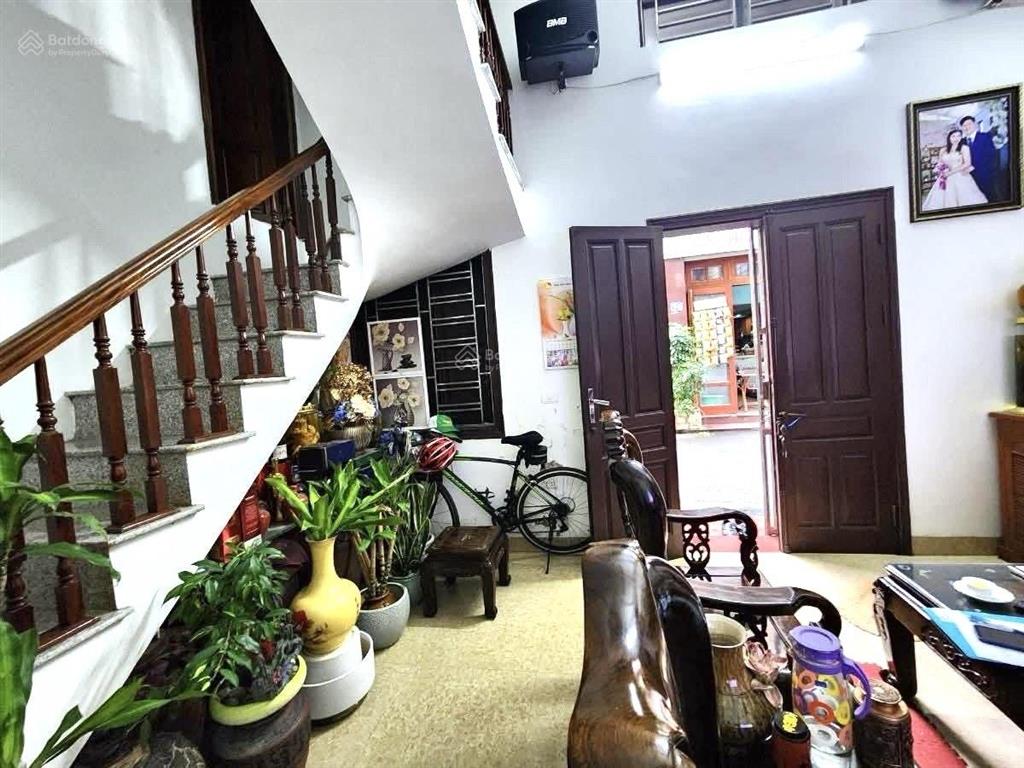 Chính chủ bán nhà gần park city hà đông, 63m2, mặt tiền 20m, ô tô tránh, kinh doanh, giá 15 tỷ