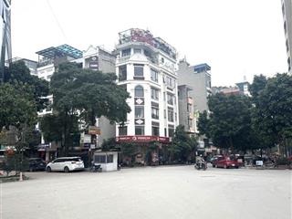Nhà đẹp phân lô 3 ô tô kđt văn khê, 45m x 5 tầng giá 14 tỷ, khu dân trí cao, chủ mới về ở ngay.