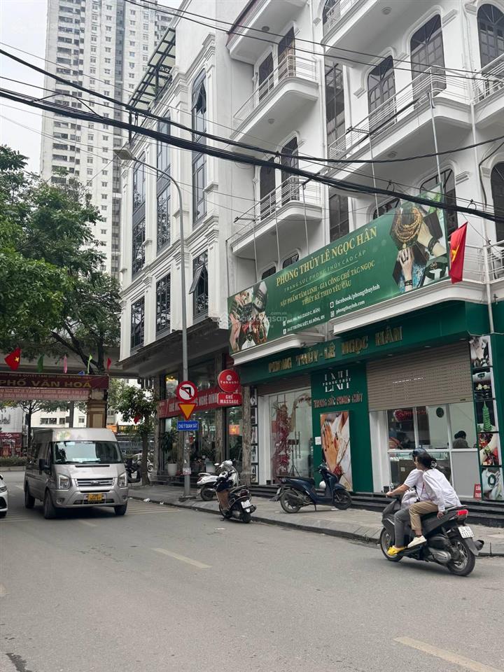 Chị gái gửi bán căn nhà mặt phố hà cầu hà đông, phân lô, vỉa hè rộng, 3 ô tô tránh đỗ, giá 11,6 tỷ