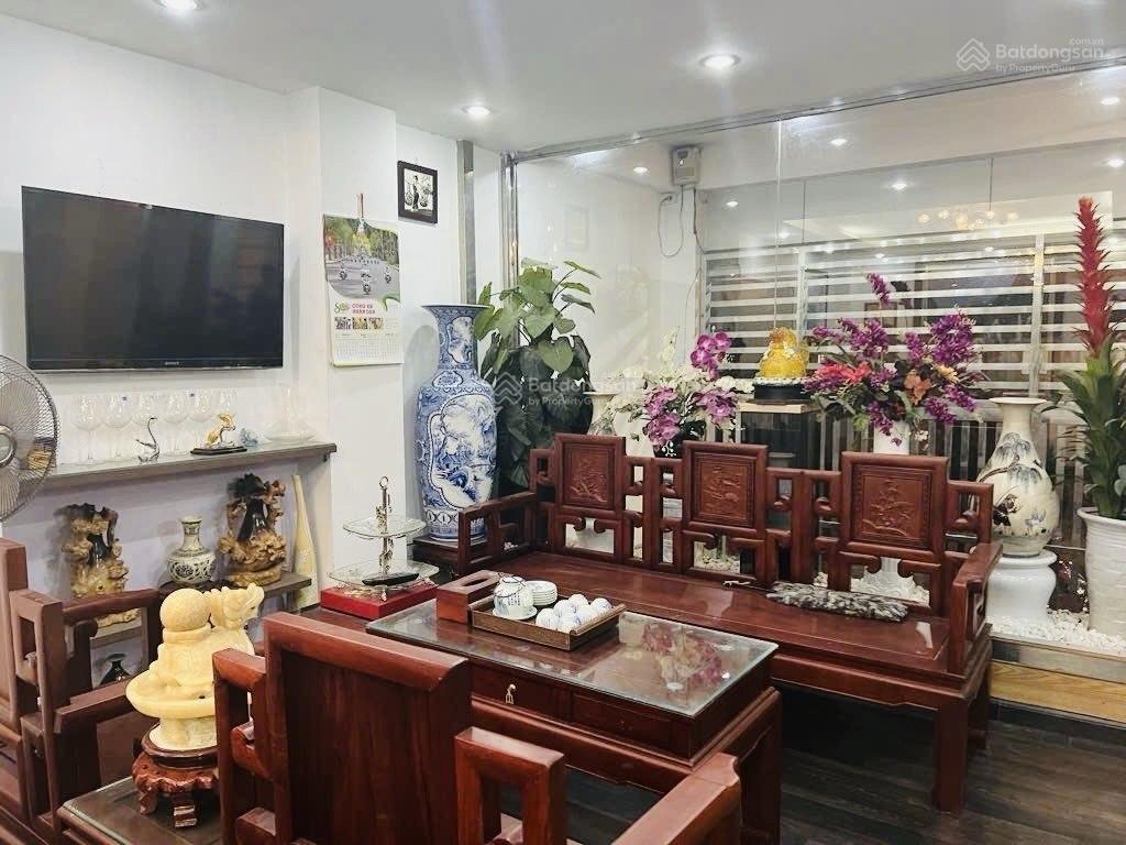 Nhà đẹp phân lô 3 ô tô kđt văn khê, 45m x 5 tầng giá 14 tỷ, khu dân trí cao, chủ mới về ở ngay.