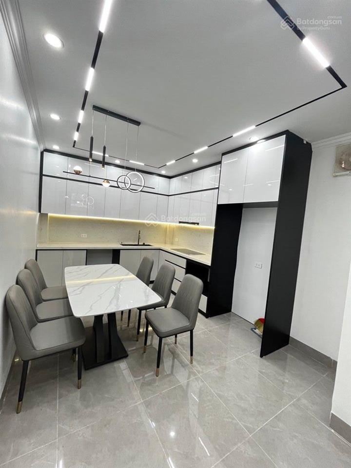Bán căn góc văn quán hà đông, ô tô đỗ cửa, view trường học 35m² 5 tầng nhà mới full nội thất
