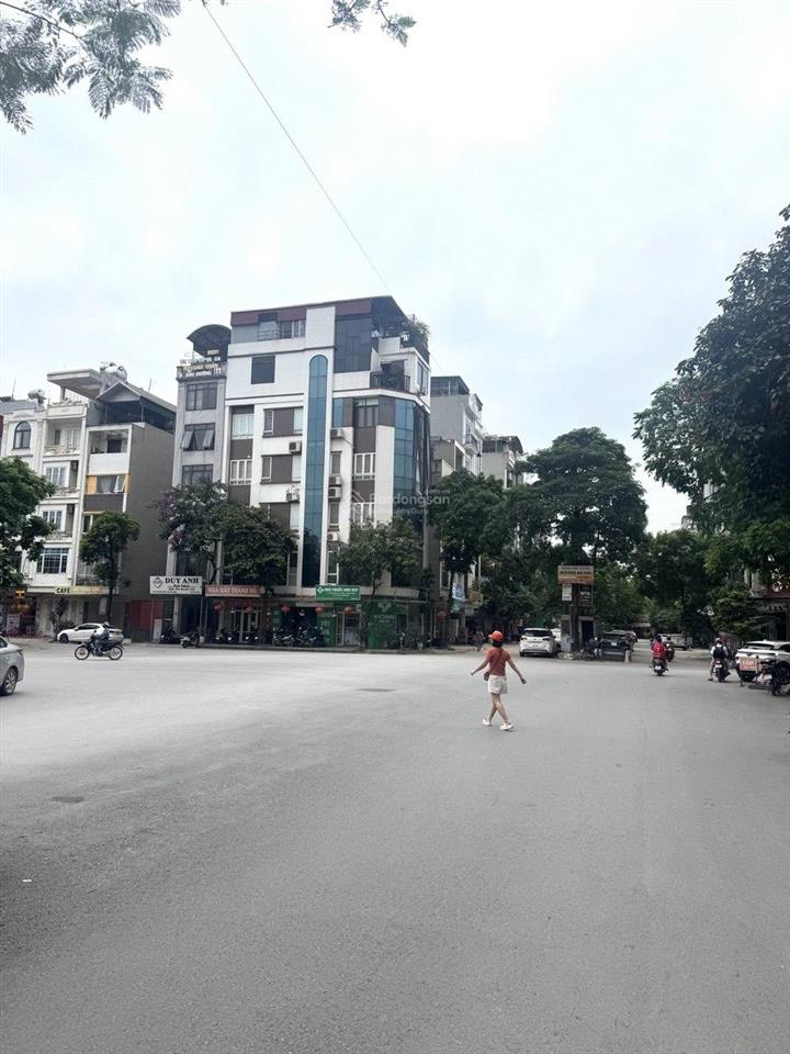 Anh trai cần tiền bán gấp lô đất trục đường đôi kđt mới văn khê, giá 16,6 tỷ, có tl khách thiện chí