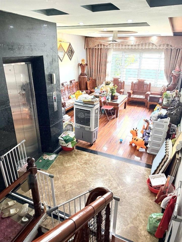 Giảm chào 800 triệu, bán liền kề nông quốc chấn hà đông, 50m, mt 5m, 6 tầng thang máy, giá 17,3 tỷ