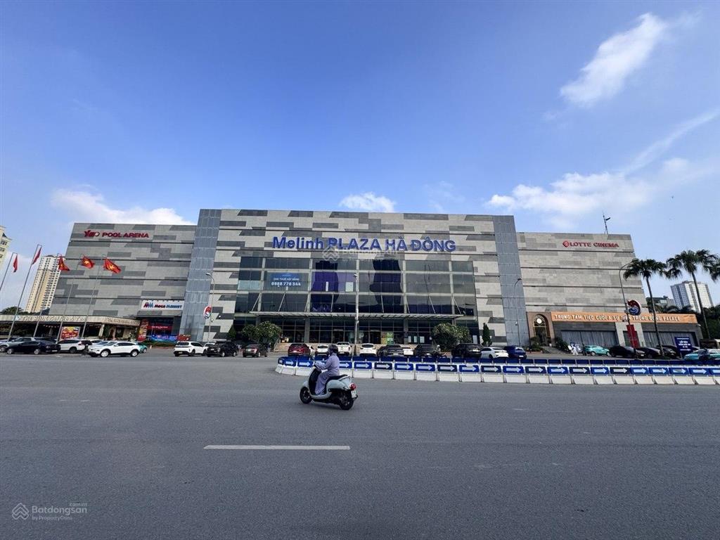 Gấp lắm rồi ạ! phố lý thường kiệt sát quận ủy hà đông, phân lô 3 ô tô tránh, vỉa hè rộng