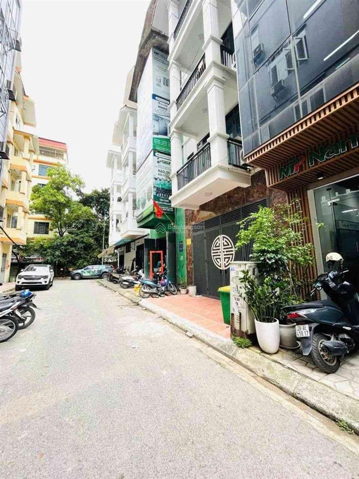 Cần bán gấp nhà kiến hưng hà đông, 58m2 nhà 5 tầng thang máy, đường phân lô ô tô tránh, giá 12,8 tỷ
