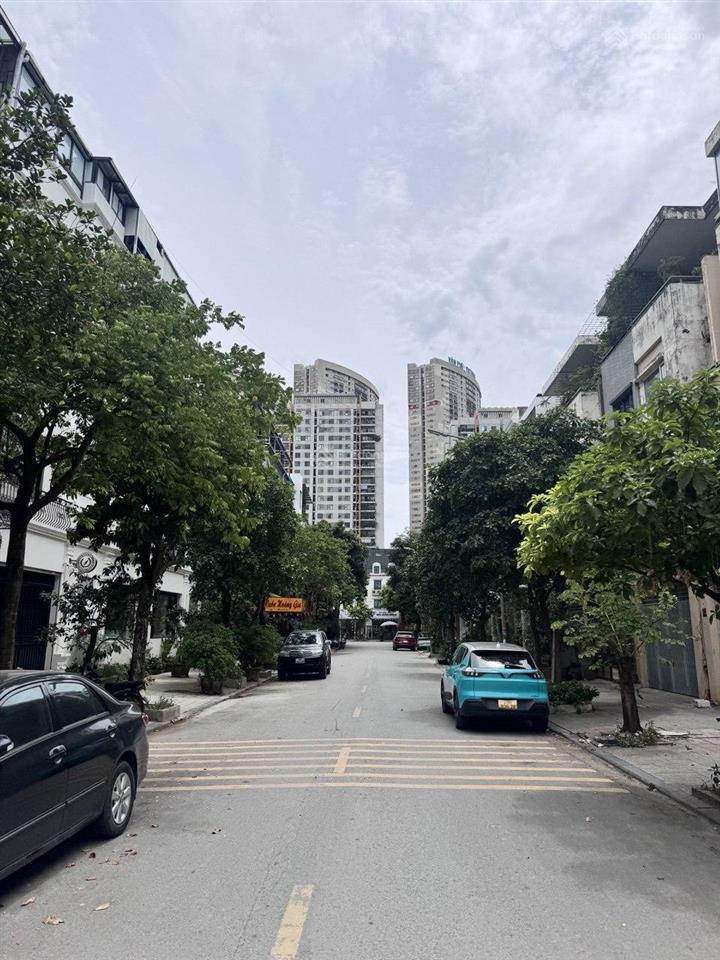 Chính chủ cần bán, nhà văn phú hà đông, 50m2 mặt tiền 5,36m, sẵn nhà 6 tầng mới đẹp, giá 15 tỷ