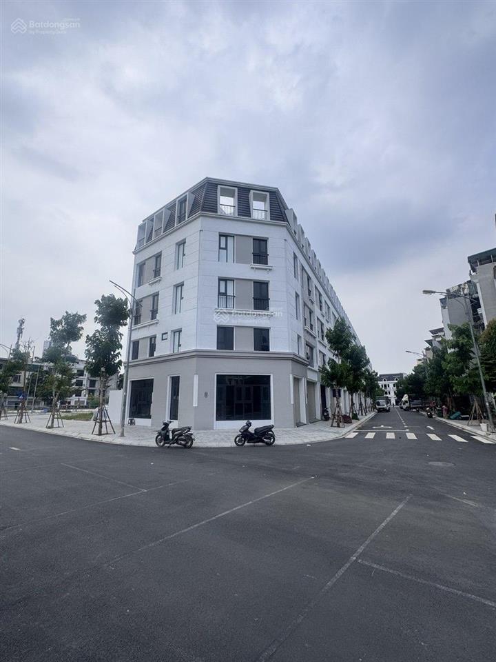 Gấp lắm rồi anh chị ơi! chủ cần bán gấp liền kề văn phú hà đông, nhà 5 tầng mới, 61m2, giá 13 tỷ