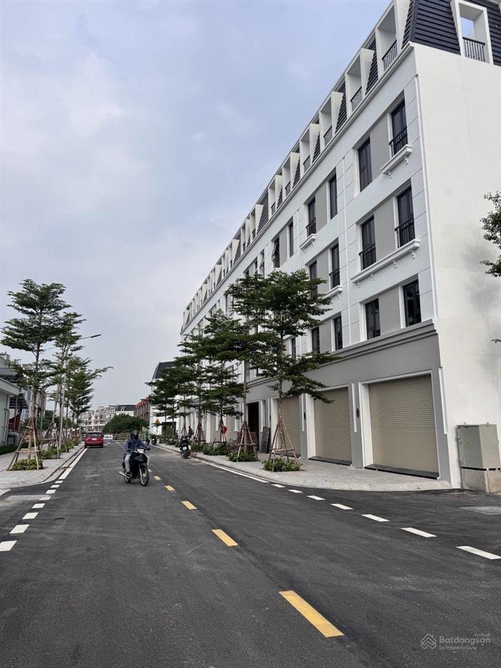 Gấp lắm rồi anh chị ơi! chủ cần bán gấp liền kề văn phú hà đông, nhà 5 tầng mới, 61m2, giá 13 tỷ