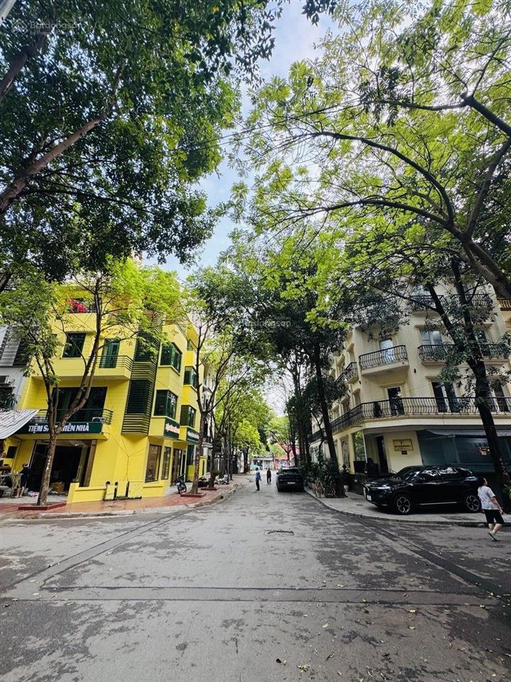Chính chủ cần bán gấp nhà kiến hưng hà đông, 50m2 chủ xây tâm huyết, phân lô 3 ô tô, giá 12,9 tỷ