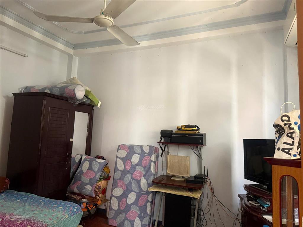 Bán gấp nhà hxh đào duy anh phú nhuận  trệt 3 lầu  giá tốt