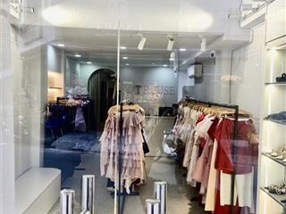 Mt cù lao, phú nhuận  hiếm căn 6 tầng có thang máy  dòng tiền 35tr/tháng