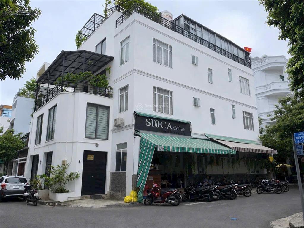 Góc 2mt khu sân bay  5 tầng khai thác chdv, dòng tiền 63 triệu/tháng