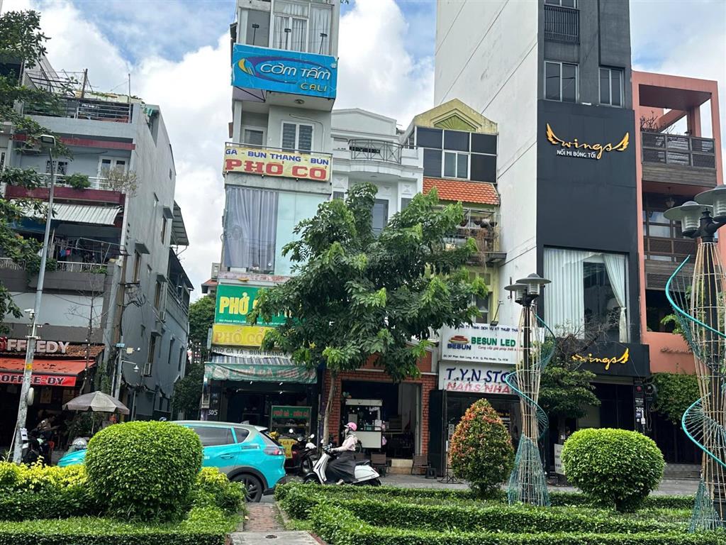 Mặt tiền vip phan xích long phú nhuận  khu kinh doanh thương hiệu  chỉ 17,3 tỷ