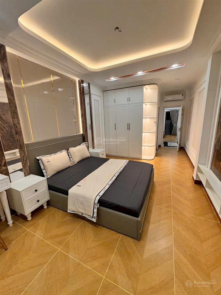 * cực hiếm! nhà ngang 6,5m đặng văn ngữ thang máy, hxh 6m