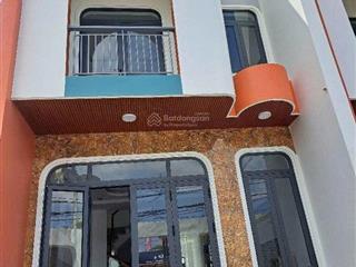 Nhà mới đẹp, xe hơi ngủ trong nhà, bình mỹ củ chi, giá chỉ 4 tỷ (tl)