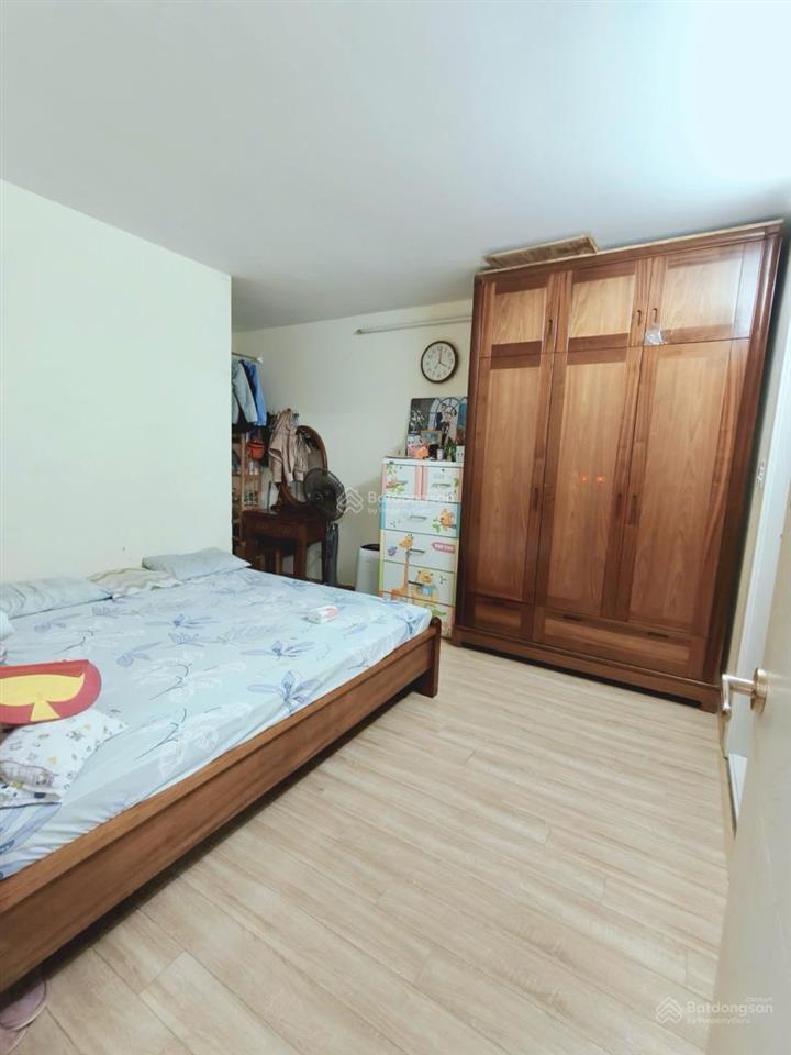 Bán căn hộ chung cư tại 33 mạc thái tổ, 5,5 tỷ, 75m2, giá ưu đãi, chính chủ