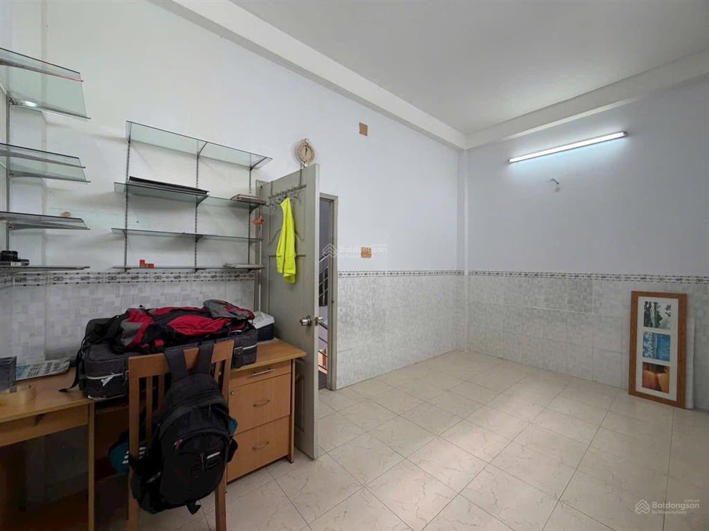 Nhà mới 4 tầng ,gò ô môi ,ô tô ngủ trong nhà,phường phú thuận q7,vuông vức ,ngang đẹp 5m