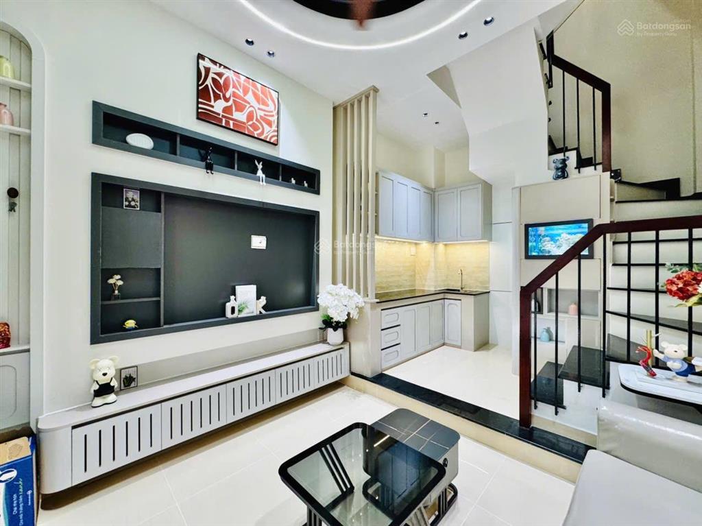 Hộ khẩu quận 3  đẳng cấp sống ngay lõi trung tâm  nguyễn thị minh khai giá 7 tỷ 980