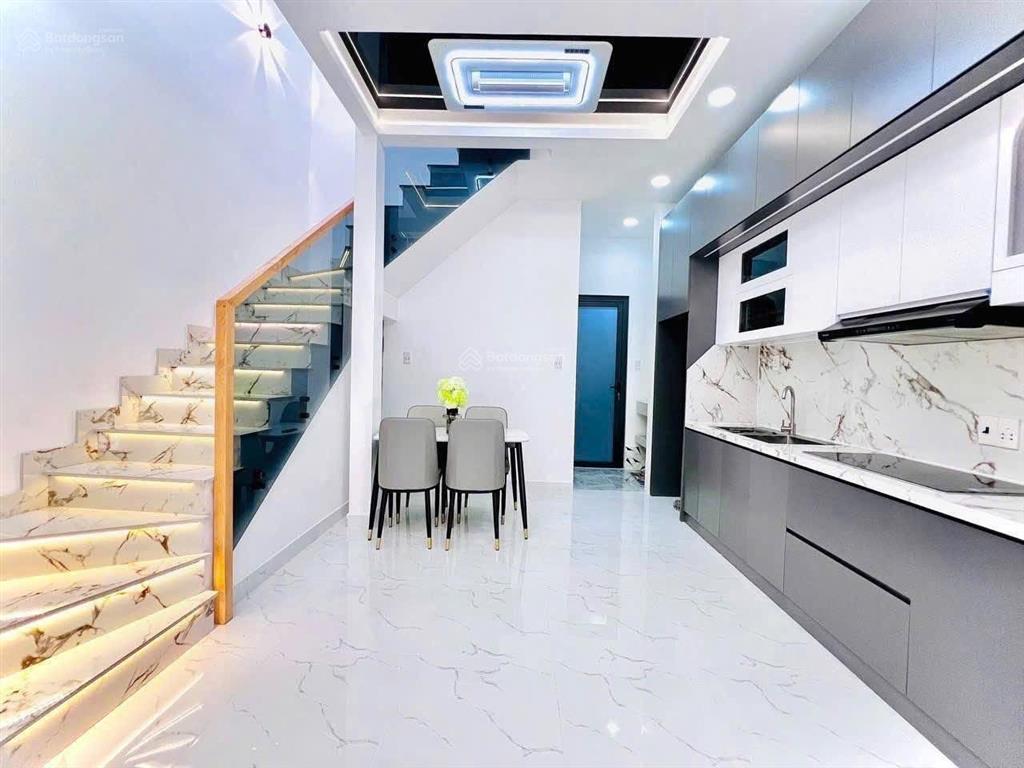 Cô bảy cần tiền trả nợ nên bán căn nhà huỳnh đình hai  bình thạnh giá 1 tỷ 9