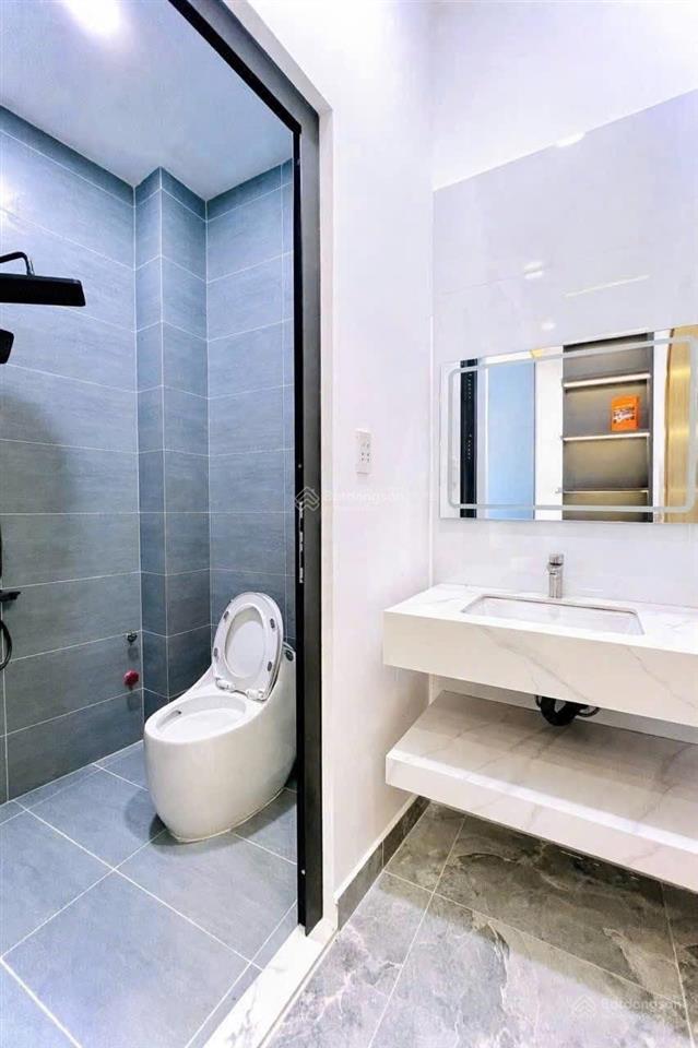 Cô bảy cần tiền trả nợ nên bán căn nhà huỳnh đình hai  bình thạnh giá 1 tỷ 9