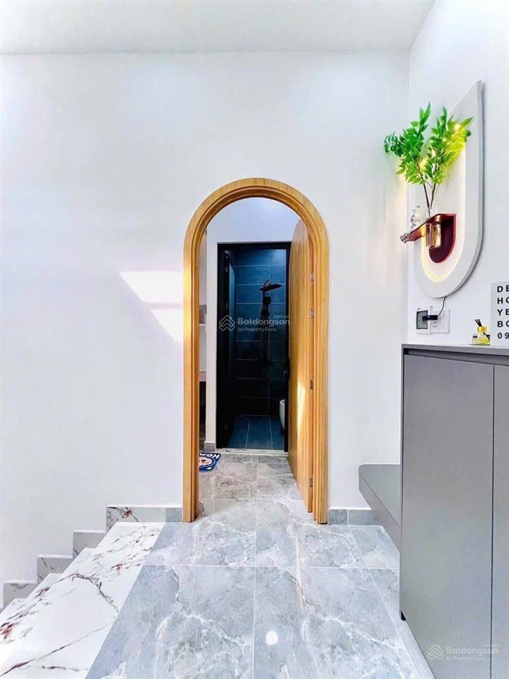 Cô bảy cần tiền trả nợ nên bán căn nhà huỳnh đình hai  bình thạnh giá 1 tỷ 9