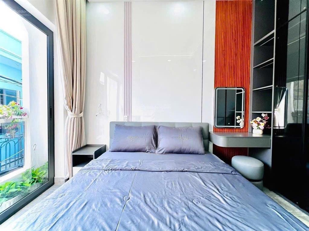 Cô bảy cần tiền trả nợ nên bán căn nhà huỳnh đình hai  bình thạnh giá 1 tỷ 9